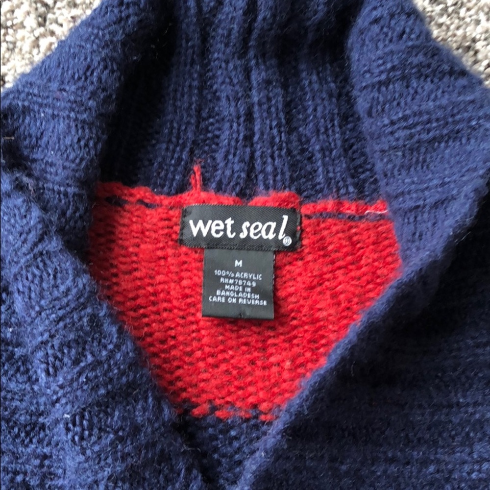 Cardigan - Picture 2 of 2